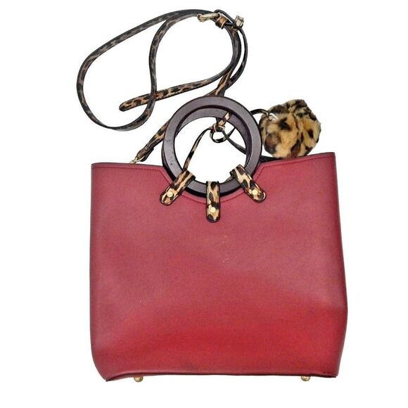 NWOT red Leopard print tote bag. - Picture 2 of 5